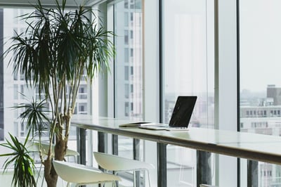 Exploring the Pros and Cons of Opening a Private Practice in Modern Healthcare
